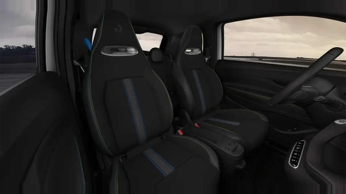 Abarth 500e 42kWh en renting para particulares en Sevilla — vista 6