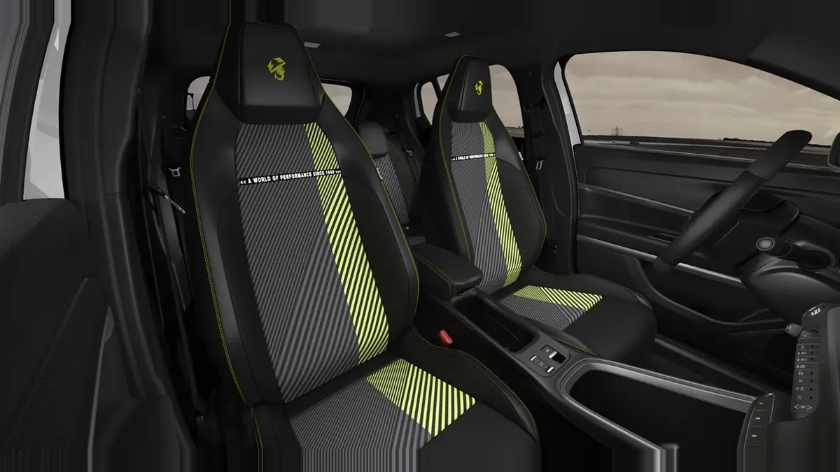 Abarth 600e Turismo en renting para particulares en Sevilla — vista 6