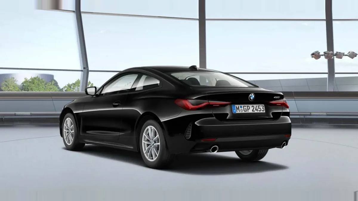 BMW Serie 4 430i xDrive Coupé en renting para particulares en Sevilla — Interior