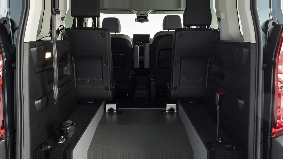 Citroën Berlingo Talla M BlueHDi 100 YOU L1 N1 Adaptado en renting para particulares en Sevilla — Delantera