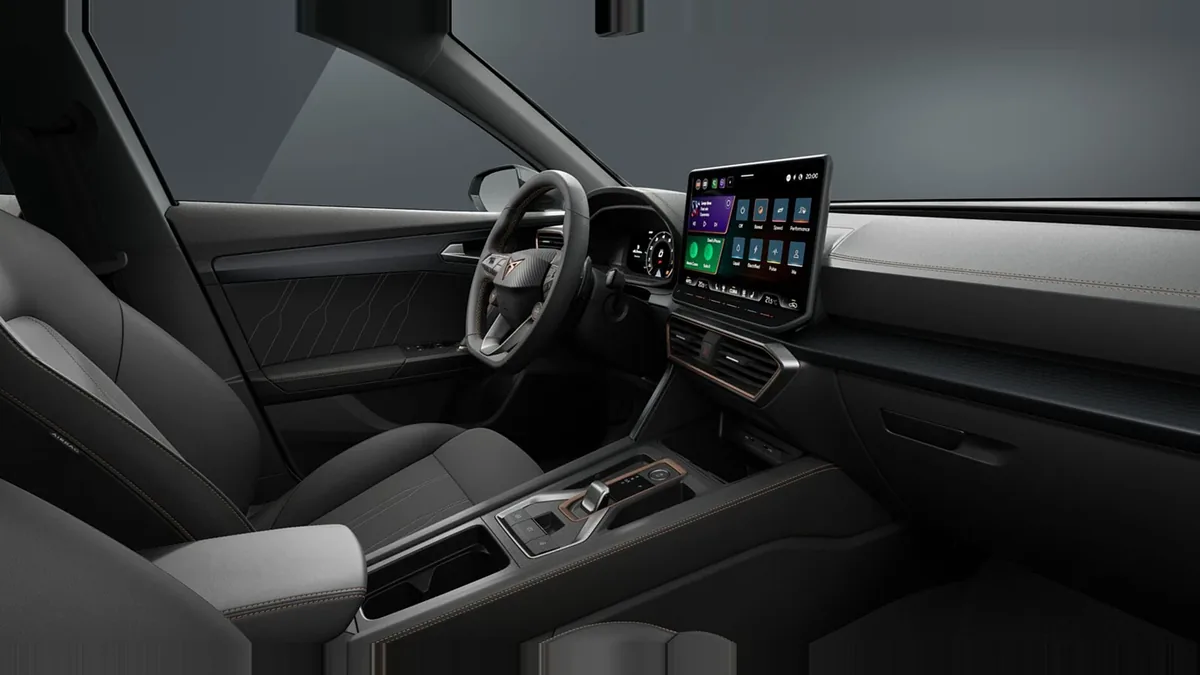 CUPRA Formentor eTSI 1.5 110kW (150CV) DSG 7vel. en renting para particulares en Sevilla — Interior