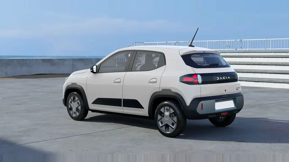Dacia Spring Expression Electric 33kW (45CV) en renting para particulares en Sevilla — Trasera