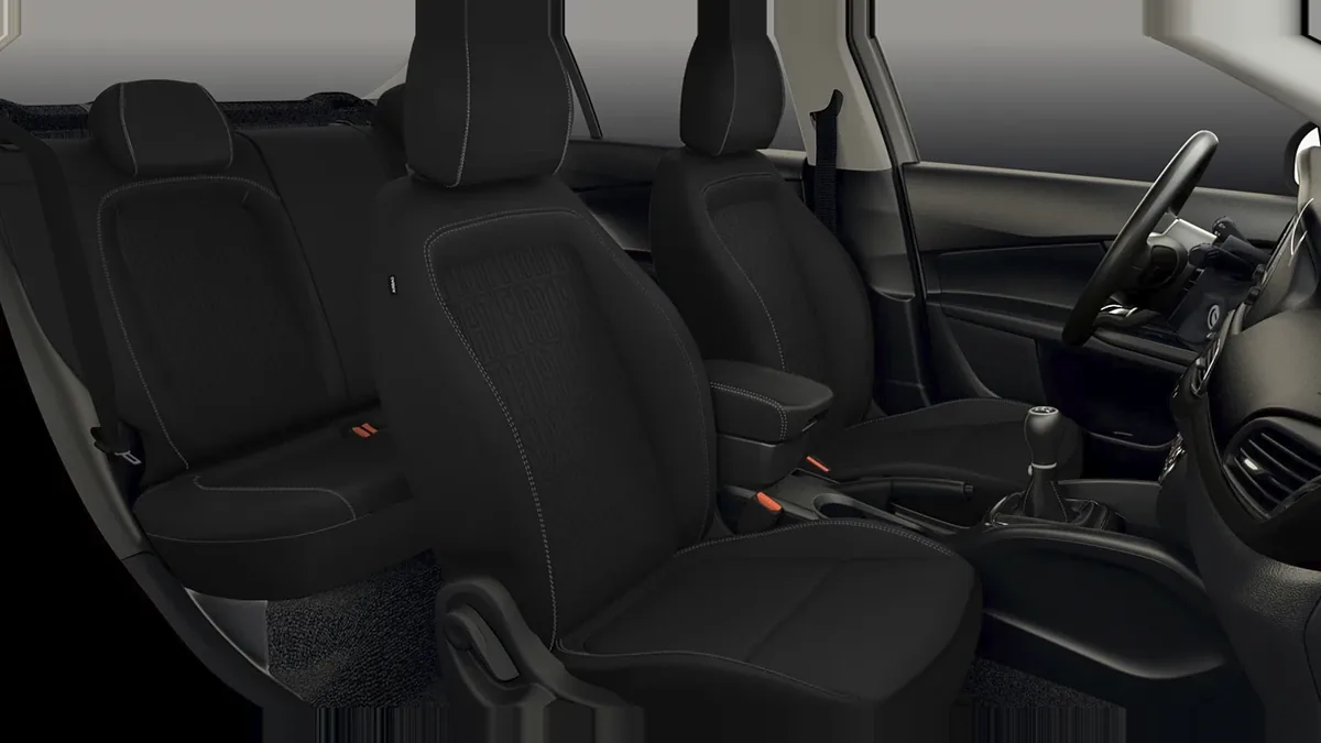Fiat Tipo Sedán 1.6 Diésel 96kW (130CV) en renting para particulares en Sevilla — Interior