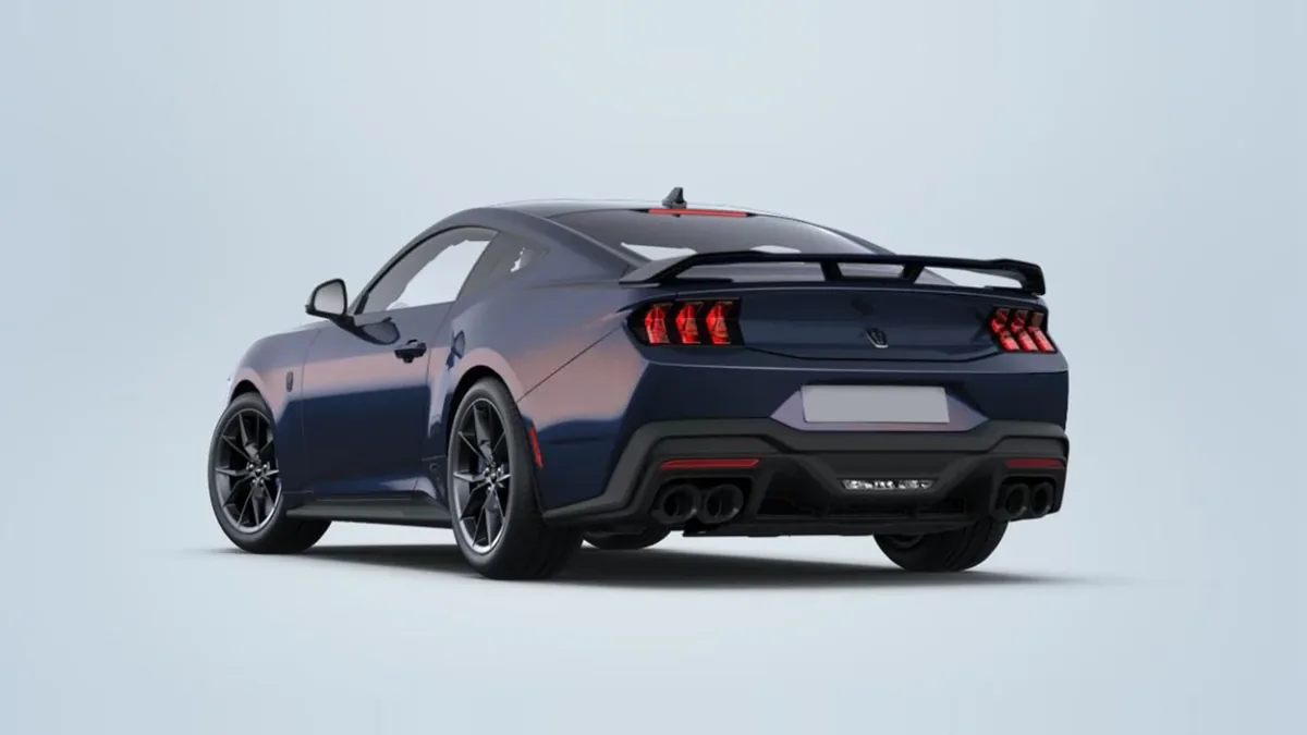 Ford Mustang 5.0 Ti-VCT V8 Mustang Dark House AT en renting para particulares en Sevilla — Trasera