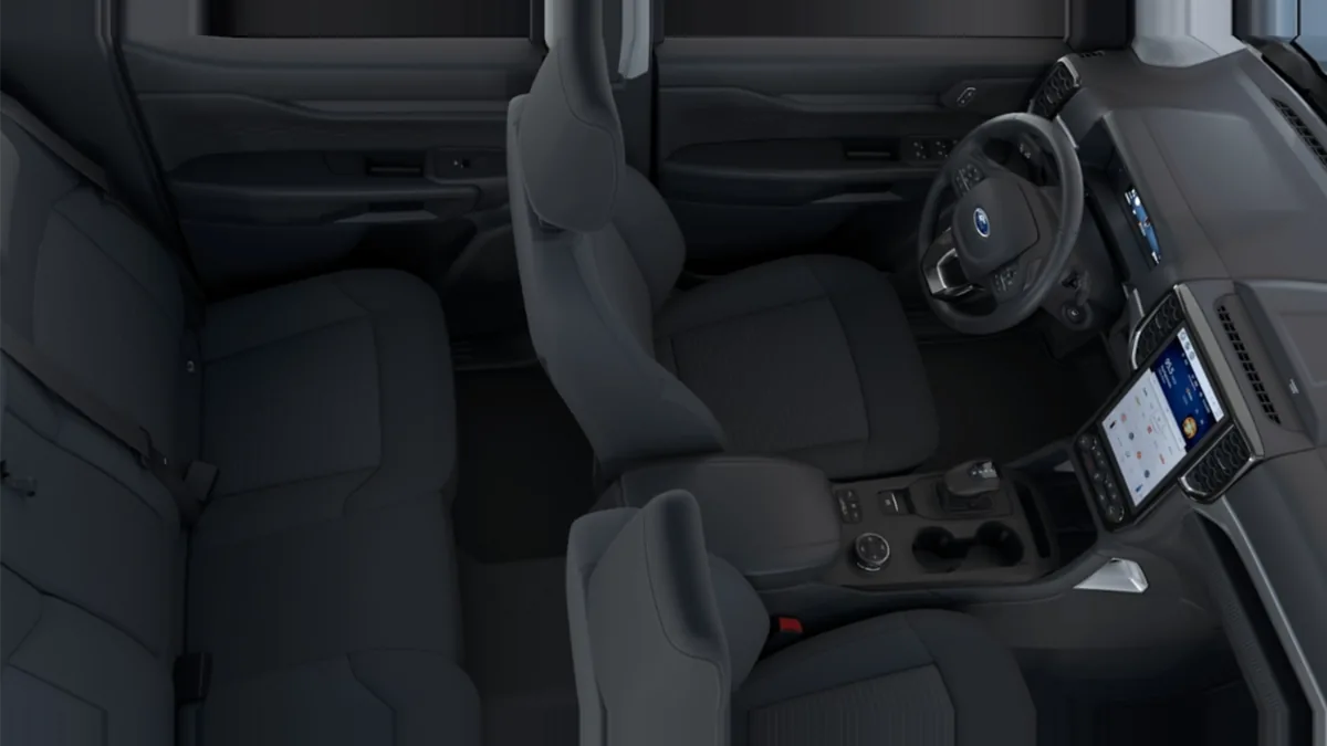 Ford Ranger XLT Doble Cabina 2.3 TVCT PHEV 280CV Automática II en renting para particulares en Sevilla — vista 6