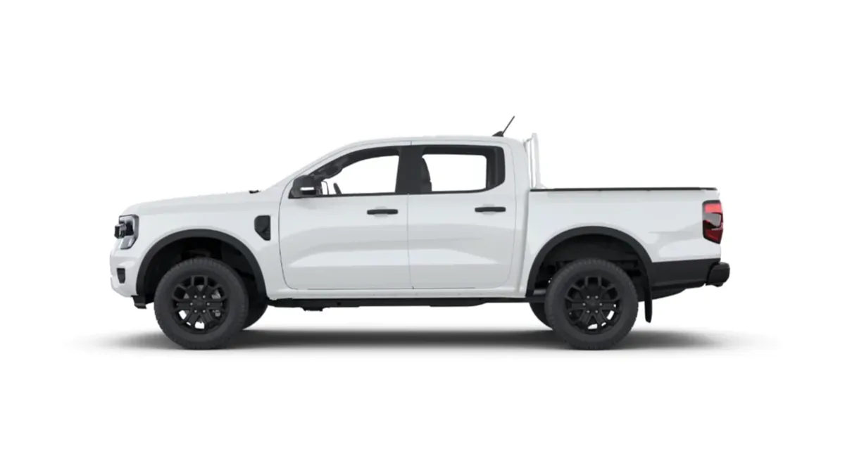 Ford Ranger XLT Doble Cabina 3.0 EcoBlue V6 240CV Automático en renting para particulares en Sevilla — Lateral