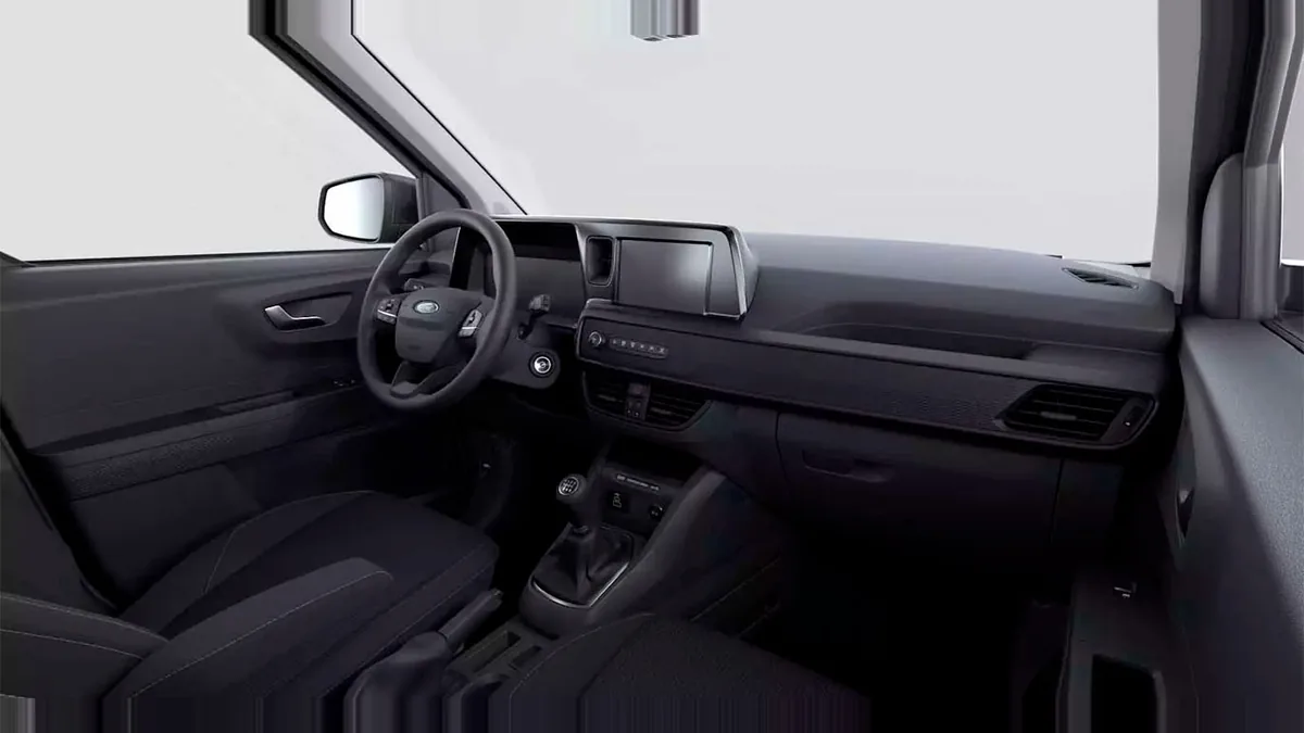 Ford Transit Courier Kombi 1.5 Ecoblue Trend II en renting para particulares en Sevilla — Delantera