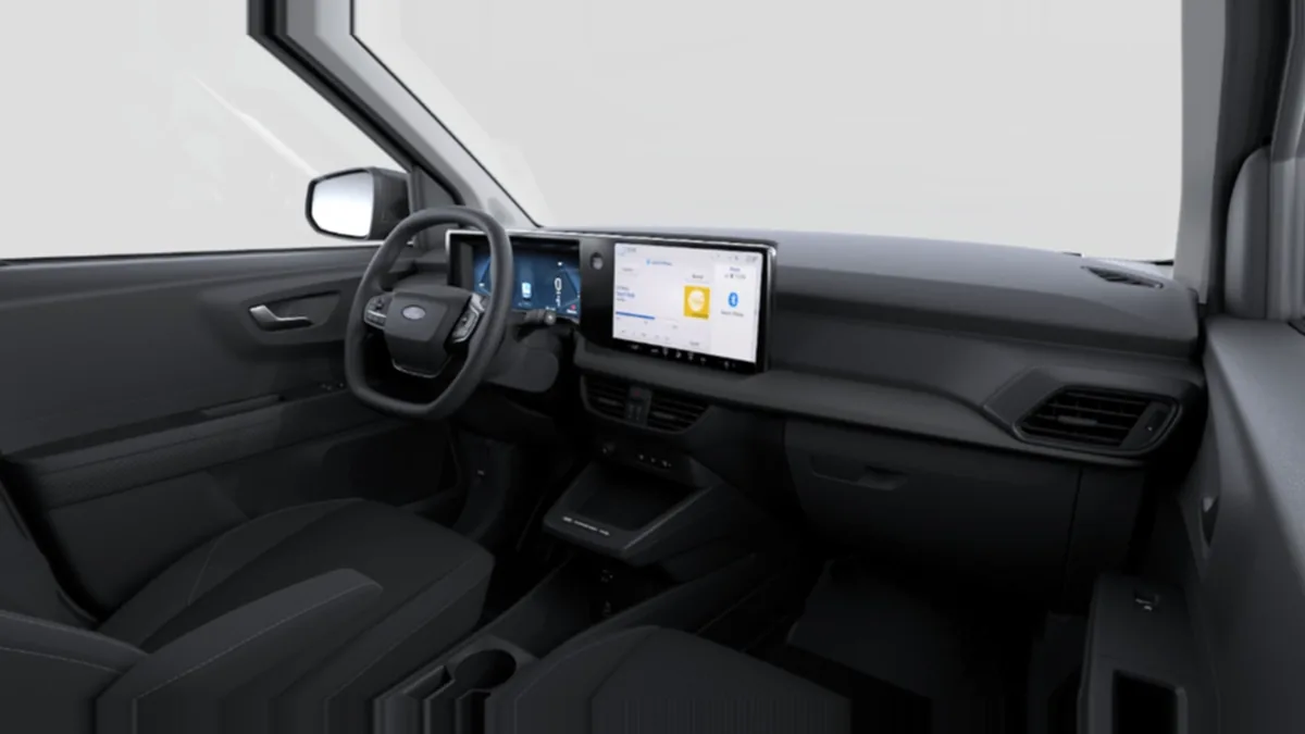 Ford Transit Courier Van Trend BEV 136cv Automática II en renting para particulares en Sevilla — Interior