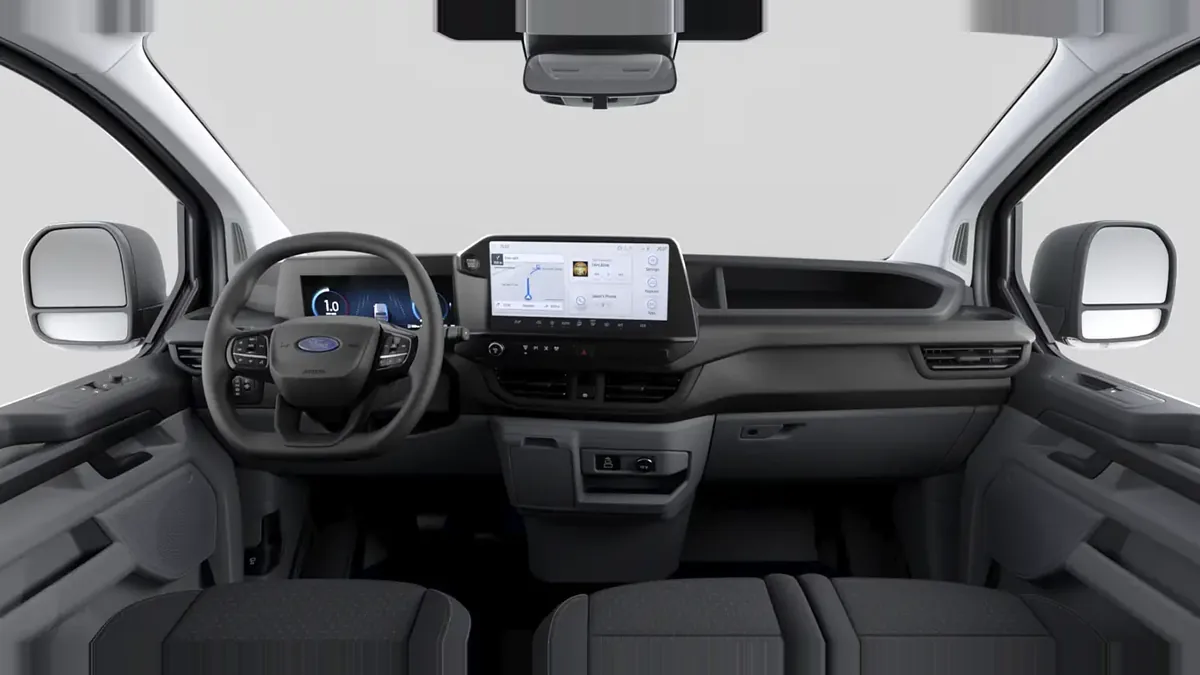 Ford Transit Custom Kombi 2.0 EcoBlue 136CV 320 L2 Trend II en renting para particulares en Sevilla — Delantera