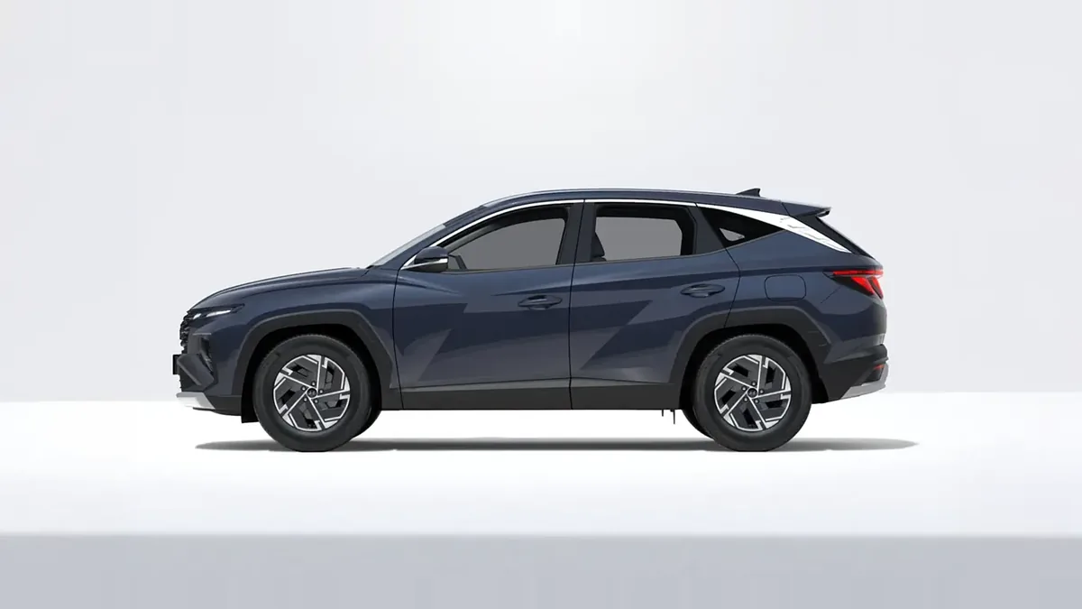 Hyundai Tucson FL 1.6T 239CV HEV AT Klass en renting para particulares en Sevilla — Lateral