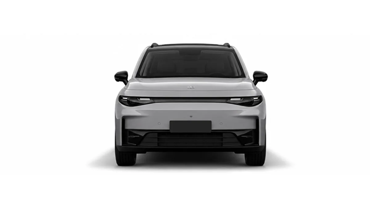 Leapmotor C10 BEV 69.9kWh Life Pro AT en renting para particulares en Sevilla — Delantera