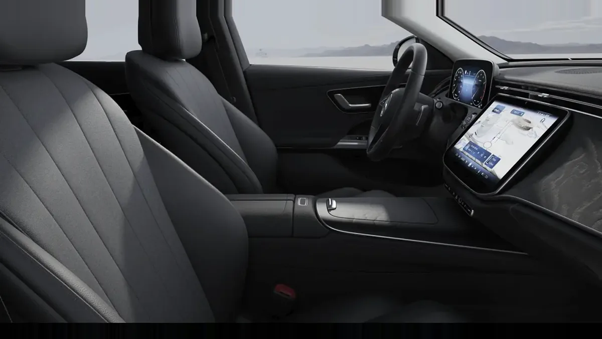 Mercedes-Benz Clase E 200 en renting para particulares en Sevilla — Interior