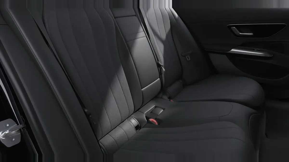 Mercedes-Benz Clase E 200 en renting para particulares en Sevilla — vista 6