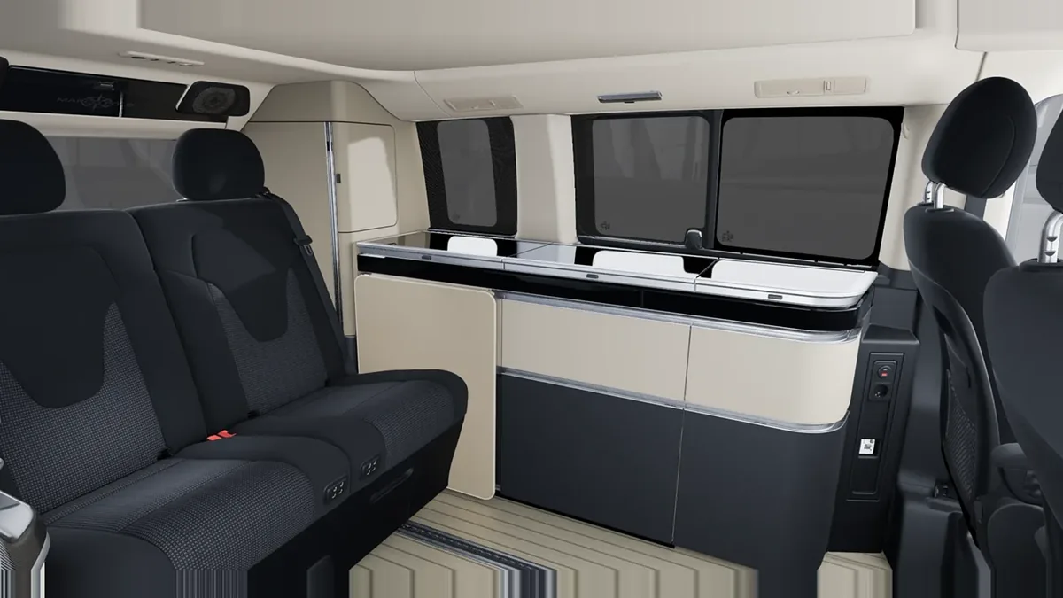 Mercedes-Benz Clase V Marco Polo 300d en renting para particulares en Sevilla — vista 6