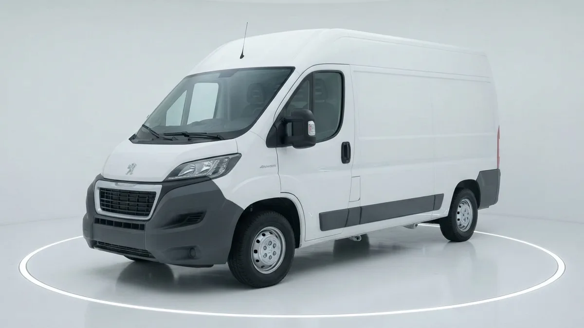 Peugeot Boxer 3.3 L2H2 BHDI 103kW en renting para particulares en Sevilla