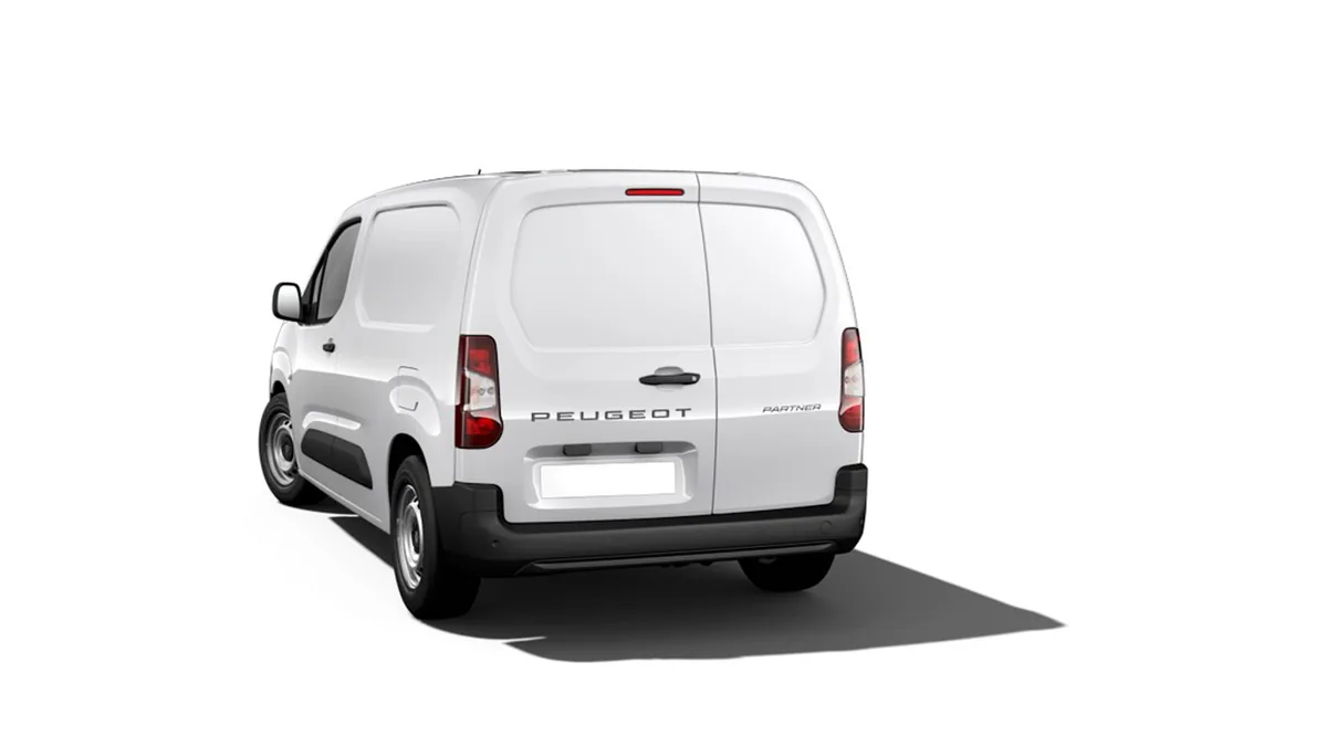 Peugeot Partner Furgón M Diésel 100CV Man en renting para particulares en Sevilla — Trasera