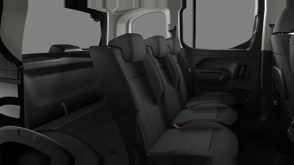Peugeot Rifter 5P GT BlueHDi 130 EAT8 Standard en renting para particulares en Sevilla — vista 6