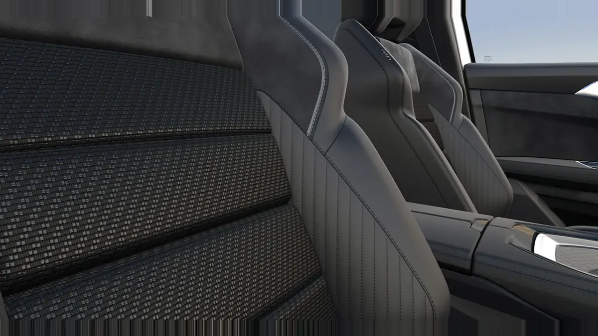 Renault Espace Espirit Alpine Full Hybrid E-Tech 146kW 7p en renting para particulares en Sevilla — vista 7