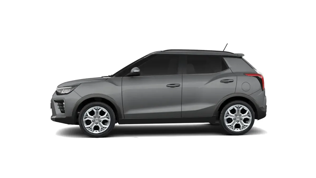 KGM Tívoli G15 Urban Plus 4x2 en renting para particulares en Sevilla — Delantera