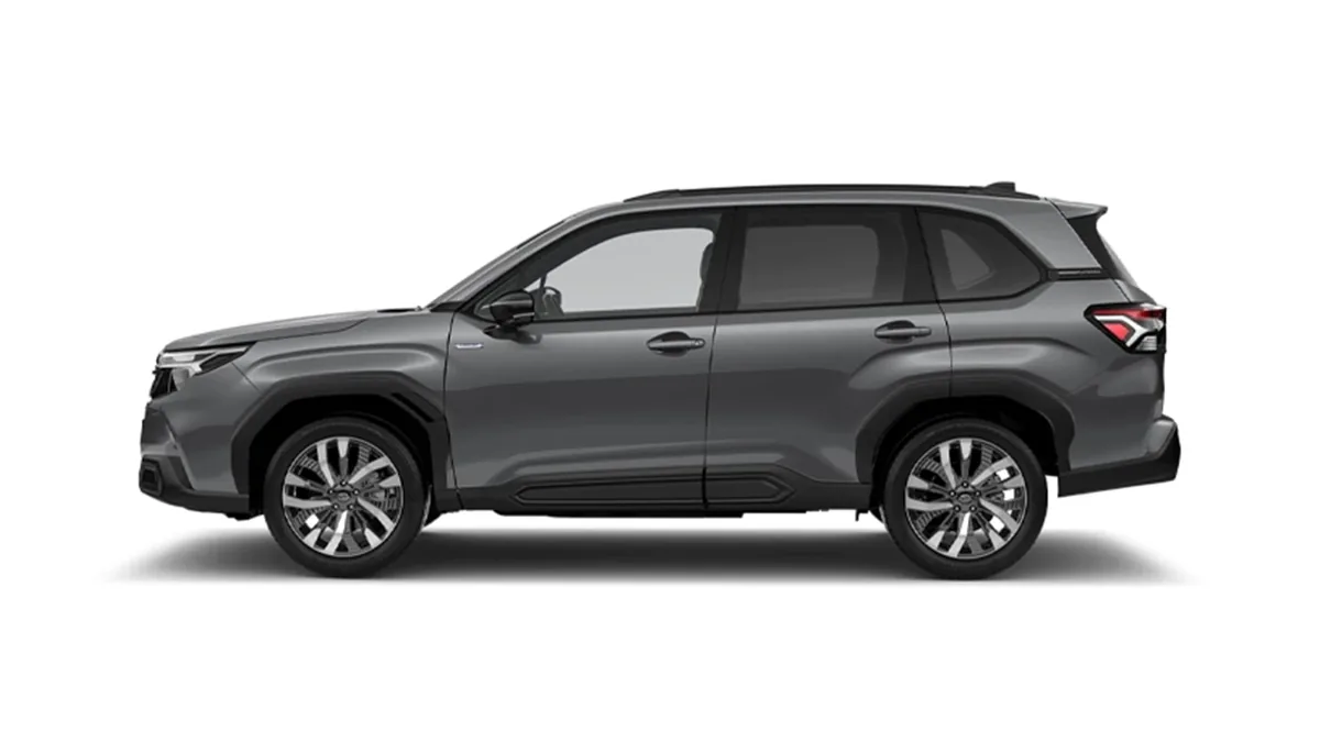 Subaru Forester 2.0i Hybrid Field CVT en renting para particulares en Sevilla — Delantera