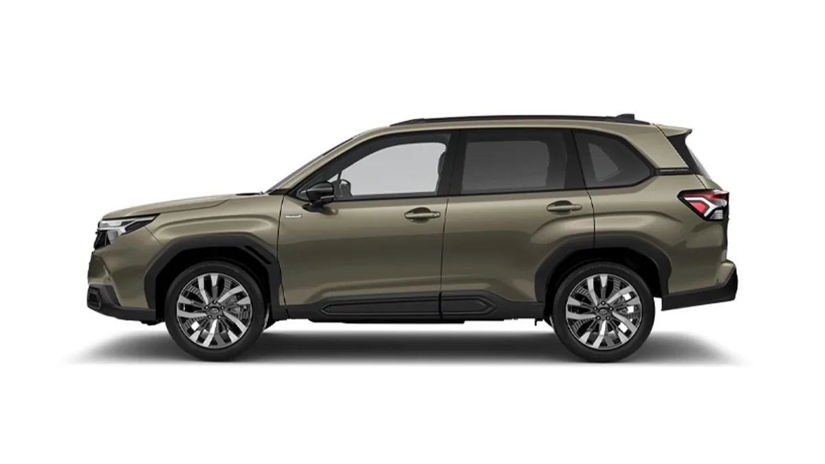 Subaru Forester 2.0i Hybrid Field CVT en renting para particulares en Sevilla — Interior
