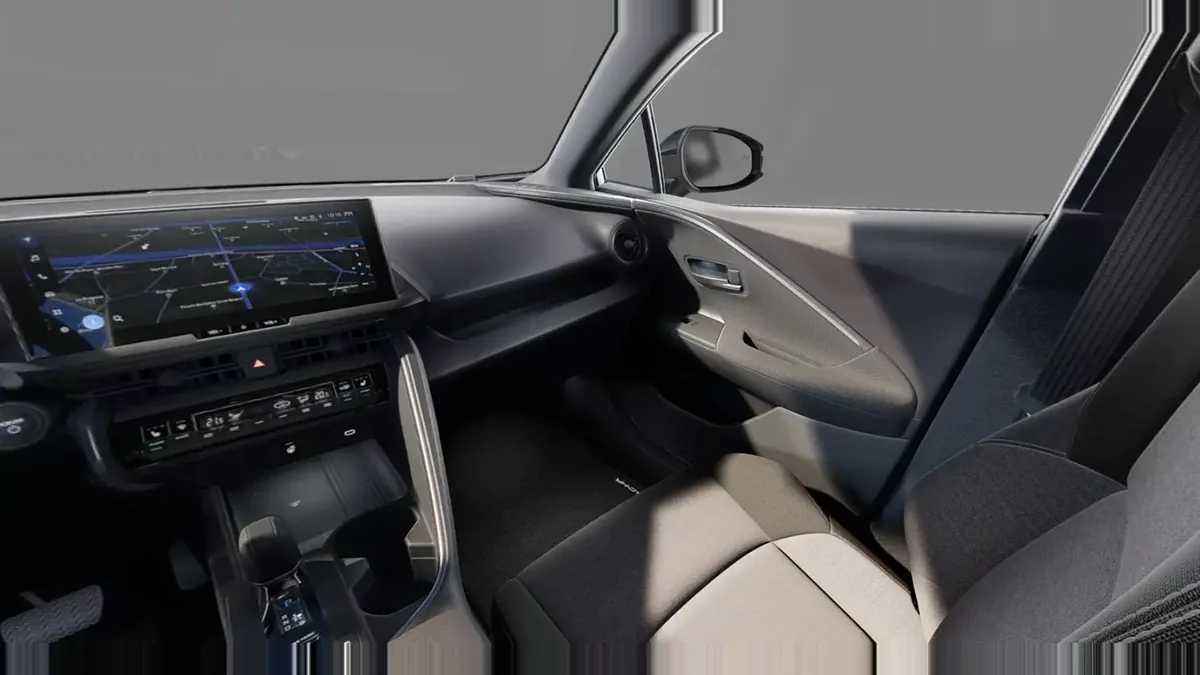 Toyota C-HR Advance Plug-in Hybrid 220 en renting para particulares en Sevilla — vista 6