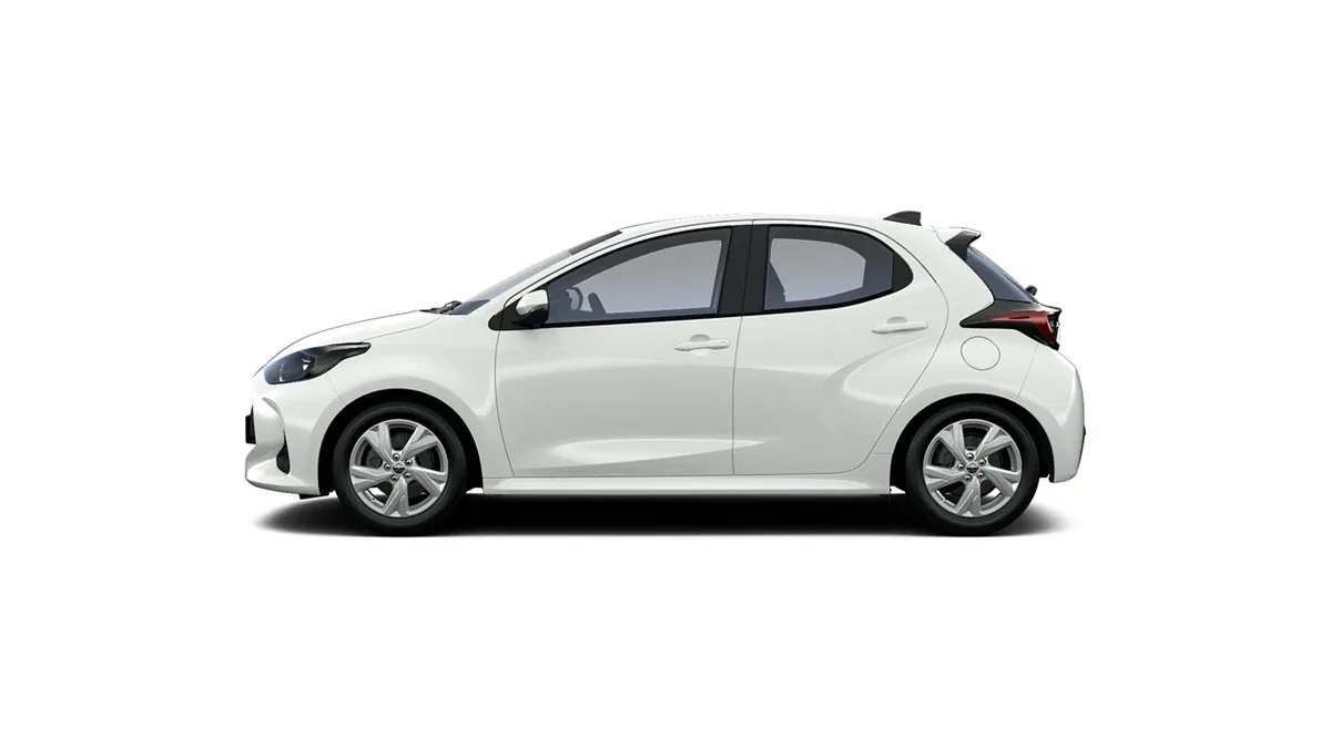 Toyota Yaris 120H 116CV Active en renting para particulares en Sevilla — Delantera