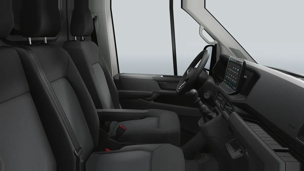 Volkswagen Crafter 35 Furgón BL TA L4H3 2.0 TDI 103kW (140CV) - ISOTERMO en renting para particulares en Sevilla — vista 6
